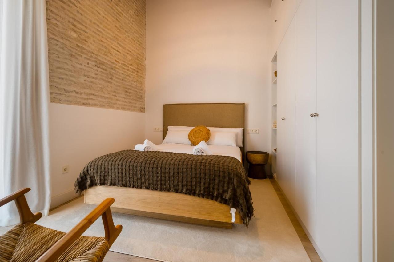 Stylish Designer Duplex-3Beds 2Baths-Puerta Carmona Centro Lejlighed Sevilla Eksteriør billede