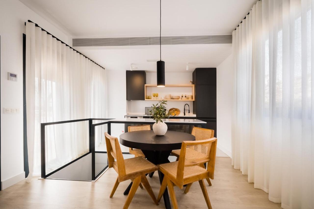 Stylish Designer Duplex-3Beds 2Baths-Puerta Carmona Centro Lejlighed Sevilla Eksteriør billede