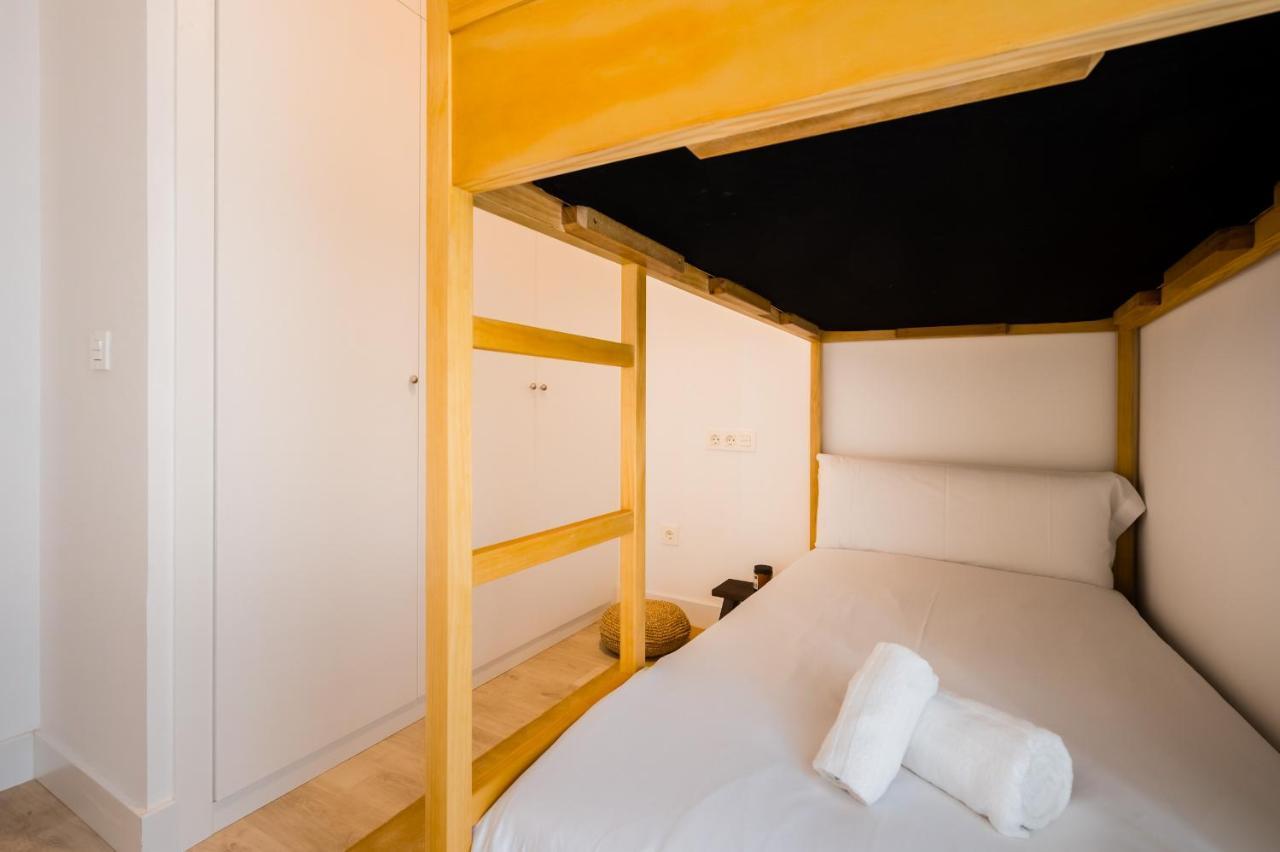 Stylish Designer Duplex-3Beds 2Baths-Puerta Carmona Centro Lejlighed Sevilla Eksteriør billede